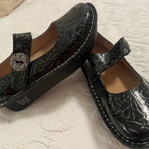 Alegria Clogs NWOT